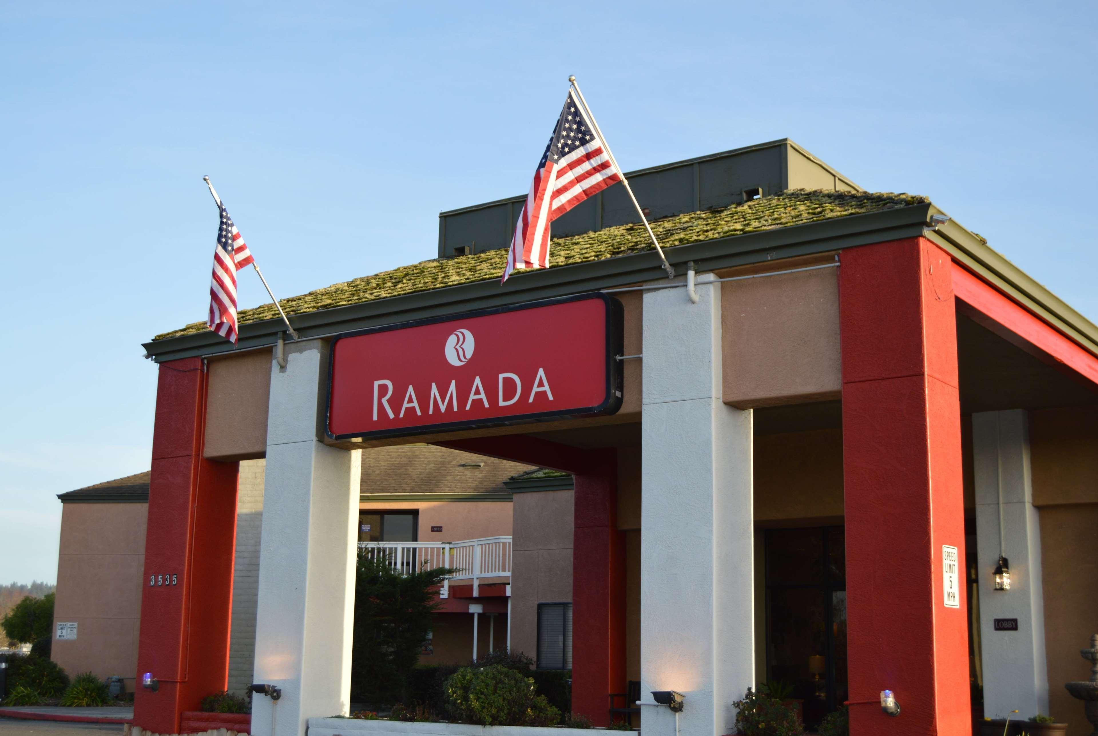 Ramada By Wyndham Arcata Hotel Ngoại thất bức ảnh
