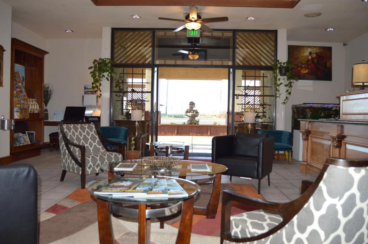 Ramada By Wyndham Arcata Hotel Ngoại thất bức ảnh