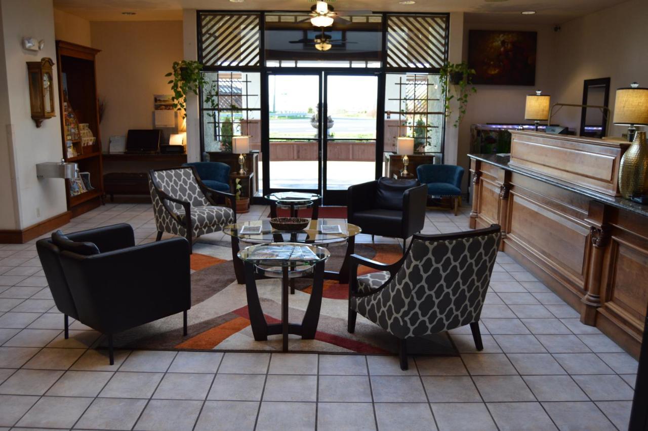 Ramada By Wyndham Arcata Hotel Ngoại thất bức ảnh